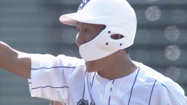 千野の2塁打で同点に
