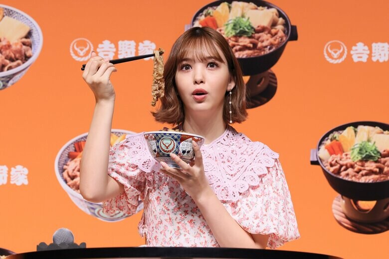 吉野家新商品「牛すき丼・牛すき鍋膳」新CM発表会