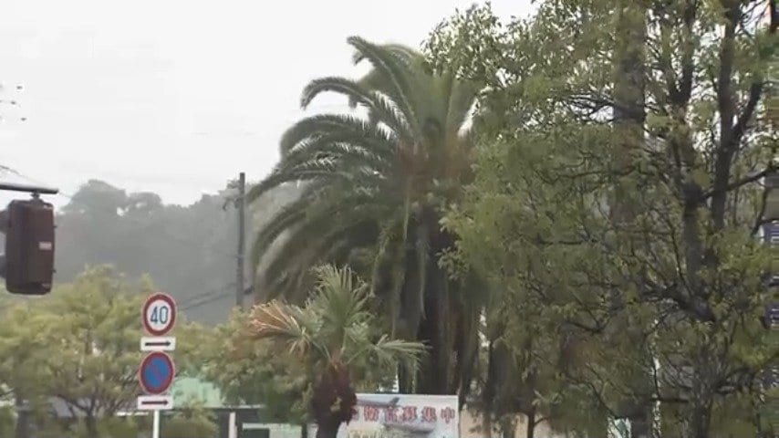 【台風情報】台風6号　まもなく九州南部を直撃へ　宮崎と鹿児島の一部に警戒レベル3の大雨警報　沖縄で16人けが