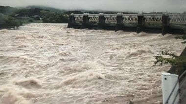 道路の冠水相次ぎ床上浸水も　福井県の6市町に災害救助法適用　5つの観測地点で24時間降…