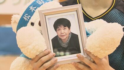 「おばちゃん勝ったよ」天国の寮母に捧げる優勝　松本国際がフルセットの末、執念の勝利【春高バレー長野大会】　