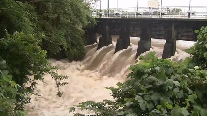 土砂崩れや運転見合わせも…関東・東海で記録的な雨 3日昼ごろにかけて大雨に厳重警戒