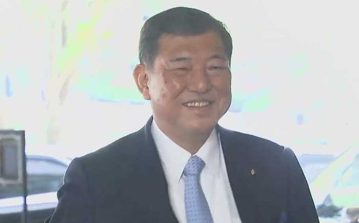 石破氏 9月19日の表情