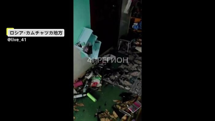 強い揺れで物が散乱する住宅(地震発生時のカムチャツカ地方)