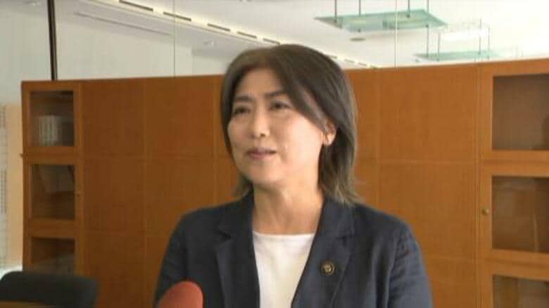 土地所有者と田久保市長の協議は決裂　人気の遊歩道が一部通行できない事態に　一碧湖に桟橋の設置を提案も認めず「子供が落ちたらどうするのか？」　伊東市を代表する観光地をめぐり市や財産区と所有者の間に深い溝｜FNNプライムオンライン