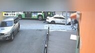 バスが中央線を越えて暴走、5台絡む事故　驚いて逃げる歩行者の姿も　事故の詳しい経緯を捜査　韓国