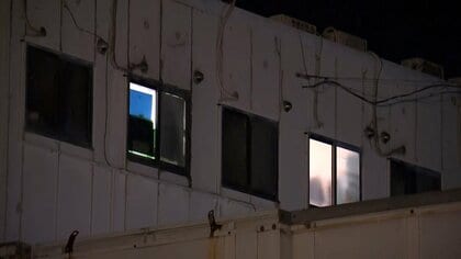 「カッとなって刺しに行った」　“模造刀”で同僚を殺害か　79歳・建設作業員の男を逮捕　大阪狭山市