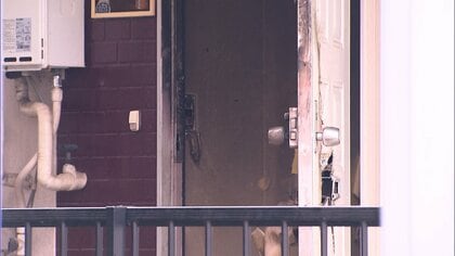 2階建てアパートで火事　火元の部屋から男性遺体を発見　横浜市鶴見区