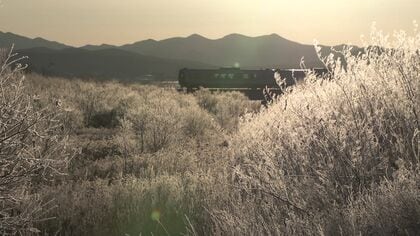斜里町でマイナス17.8度！今シーズン全国で最も低い気温に「ダイヤモンドダスト」や「霧氷」寒さが作る自然の芸術も…週末は寒さやわらぐため落雪やなだれに注意＜北海道＞