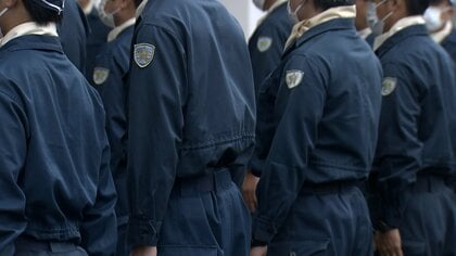 岩手と秋田でクマ駆除の警察官派遣を終了　地元の態勢整備に伴い　11月から他の都道府県警察部隊を特別派遣　警察庁