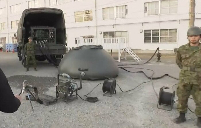 水処理装置と貯水タンク