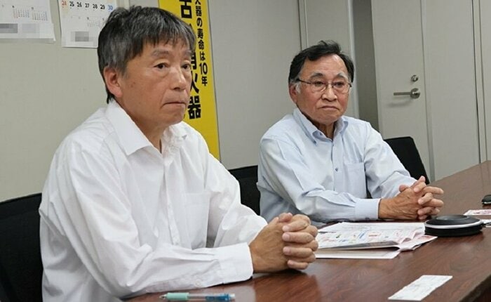 (左から)「一般社団法人日本消火器工業会」理事・大久保一広さん、顧問・宮崎勝美さん
