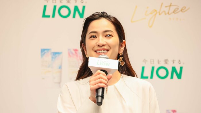 美しい笑顔 中村アン
