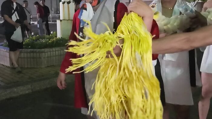 綱の切れた部分は、ちぎれたようになっていた(撮影:富田慎二さん)