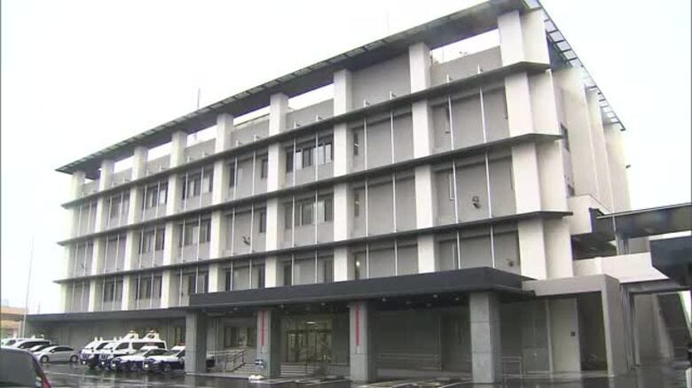 出雲市の民家に男性2人の遺体…死因は頭部と腹部損傷による外傷性ショック　死体遺棄容疑の男送検（島根）｜FNNプライムオンライン