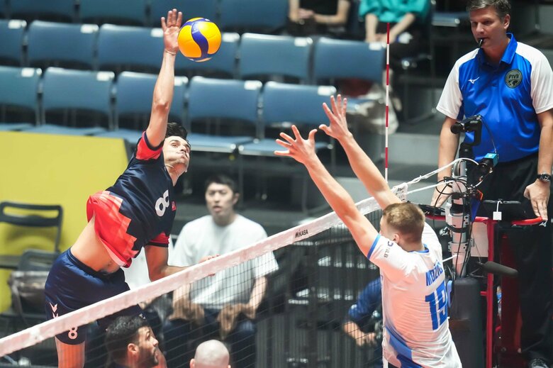 ウサマ ベンロンダネ(写真:©️FIVB)