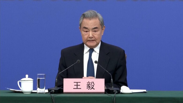 全人代の記者会見　8日