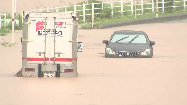 水没した車