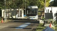 走りながら充電する電気自動車公開　ＳＡの充電待ち回避目指す　理論上時速100キロでも充電可能　東京理科大学