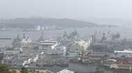 韓国特使派遣の最中、変わる米海軍