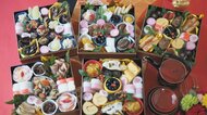 アワビまで…ローソンストア100の「100円おせち」がスゴい 全40種買うと“4千円”で豪華な五重に