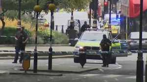 英国議事堂に車で突入図った男を逮捕=動機不明だがテロの疑いも