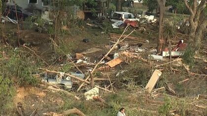 テキサス州の大規模洪水161人の安否確認できず…「さらに増加の可能性」州知事が会見　死者数は109人に　