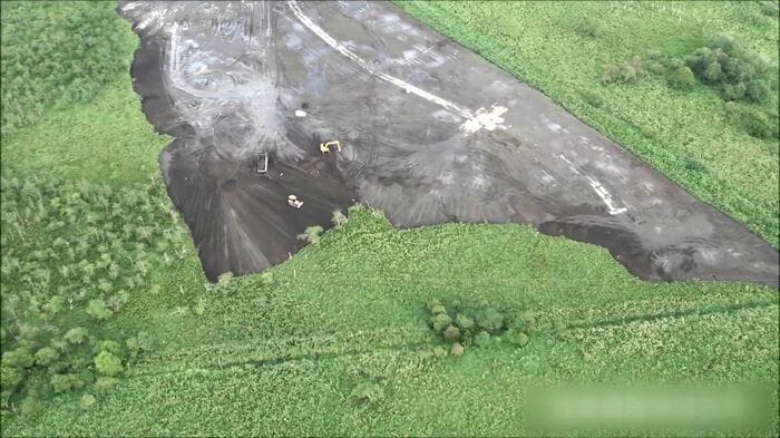 釧路湿原周辺で進むメガソーラー建設(提供:猛禽類医学研究所)