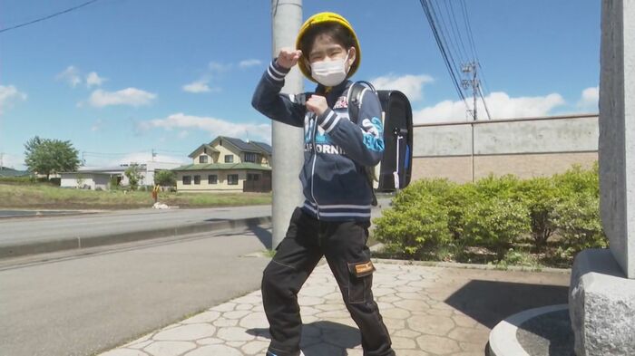 2年10カ月ぶり小学校へ