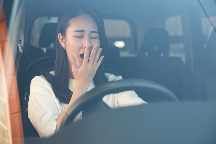 眠気が強く出る副作用もある(画像はイメージ)