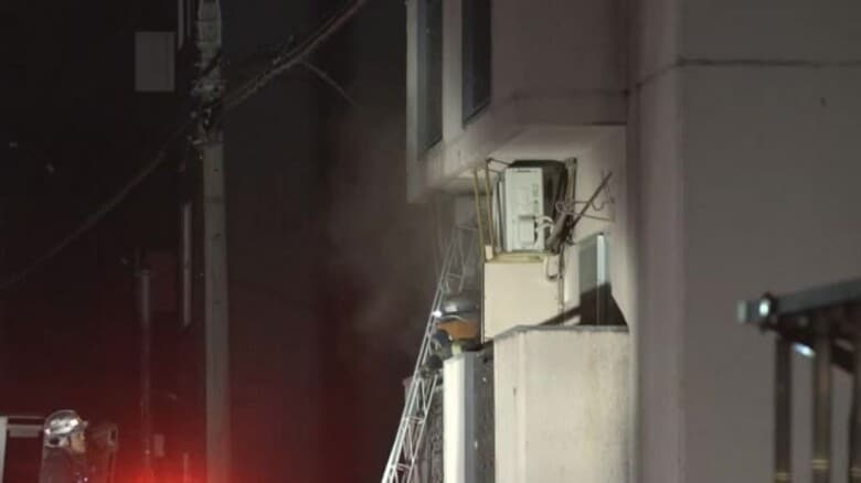 富山市五番町付近の集合住宅で火事　１人がけがをして救急搬送、けがの程度は分かっていない｜FNNプライムオンライン