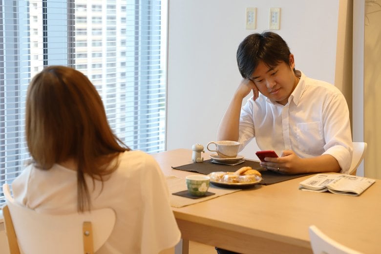 「心もディスタンス」の看板がヒントに