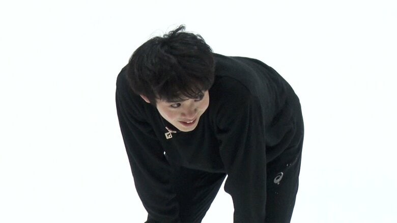 氷上練習に励む島田