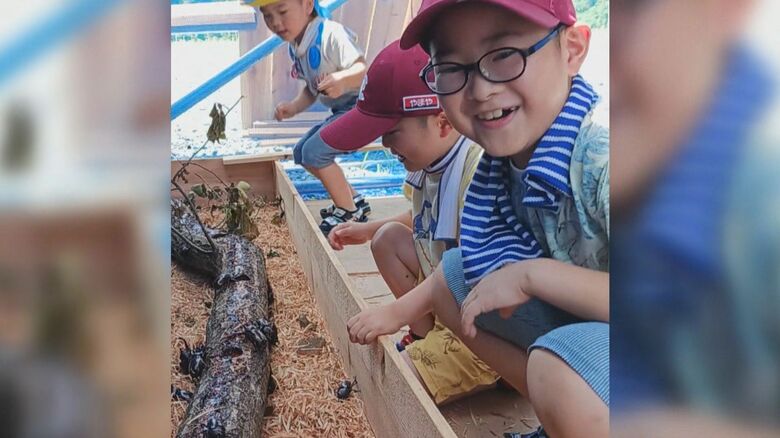 3兄弟の長男の神山くん（右）面倒見のいいお兄ちゃんだ