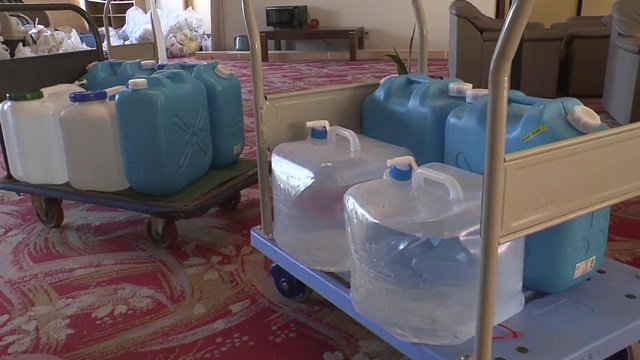 地中の水道管に被害　工事が進まず