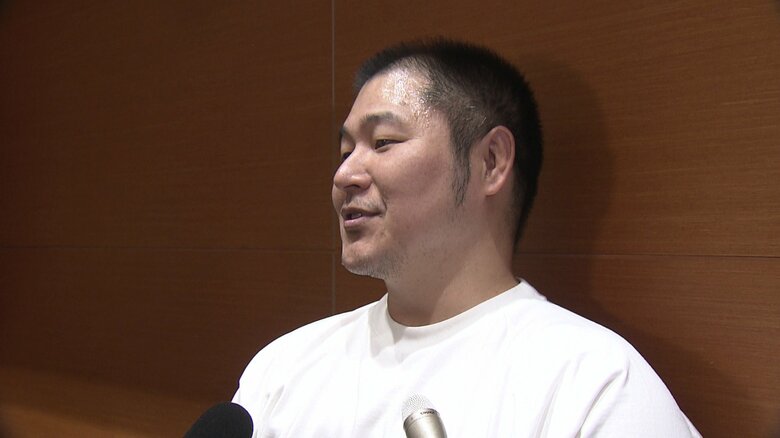 恩師も拍手を送った