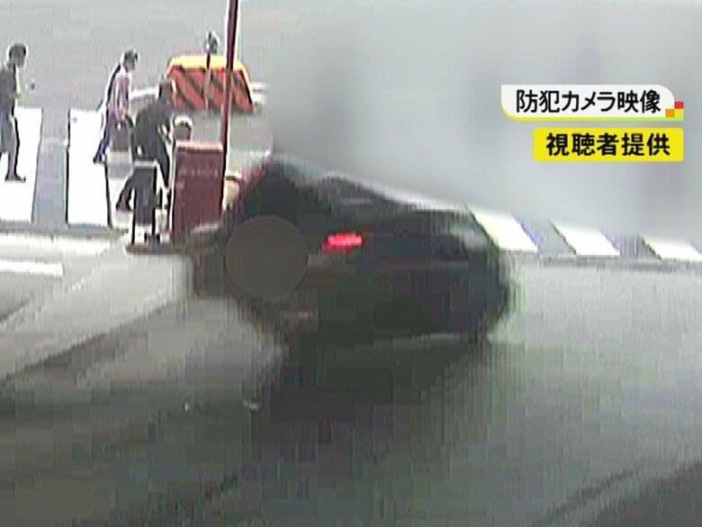 猛スピードで突っ込む…“認知症疑い”71歳男の車が歩行者3人をはね49歳女性が死亡 男は「人にぶつかっていない」｜FNNプライムオンライン