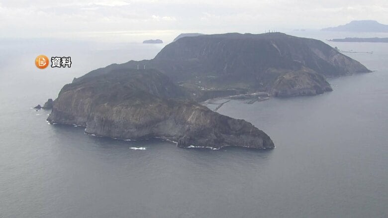 「サーフボードだけ戻ってきた」新島でサーフィン中の男性が行方不明　巡視艇やヘリで捜索も見つからず　東京・伊豆諸島｜FNNプライムオンライン