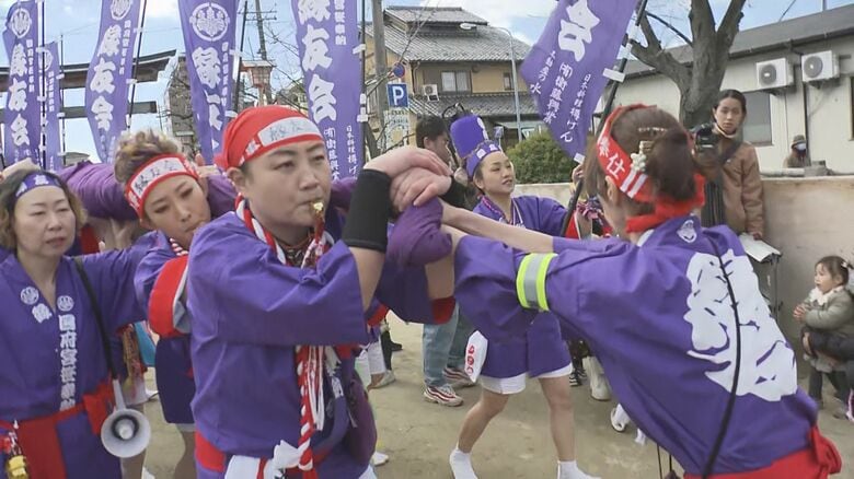 はだか祭に「女性も参加したい」女人禁制を解くキッカケ作った“お祭り女”たち 神社側には継承への危機感｜FNNプライムオンライン