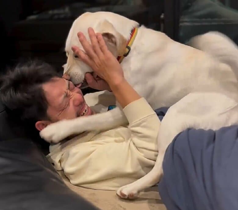 旦那さんを起こすえまちゃん