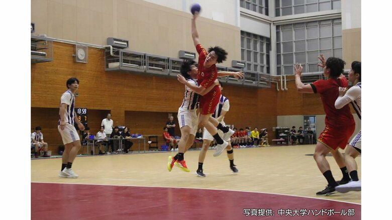 中央大学ハンドボール部・藤川淳選手