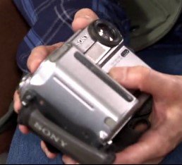 見つかった長井さんのカメラ