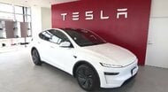「テスラ」が福岡市に九州初の旗艦店　29日オープン　社長自らセールス「乗ったら買いたくなる」
