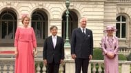天皇皇后両陛下がベルギーで歓迎式典　皇后さまはラベンダー色の装いで陛下ネクタイとリンクコーデ