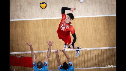 バレー男子日本代表「龍神NIPPON」、スロベニアを撃破し初の準決勝進出　ネーションズリーグ