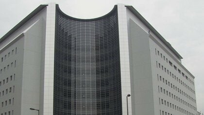 「青酸カリ入りの酒で『ロシアンヒット』して死んで」SNSに殺人予告　大阪の歓楽街・北新地で働いていた32歳の女を逮捕