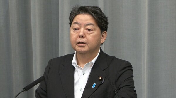 【速報】林官房長官が官邸のエレベーターに30分閉じ込められる…閣議開催遅れ出席できず　故障が原因か｜FNNプライムオンライン