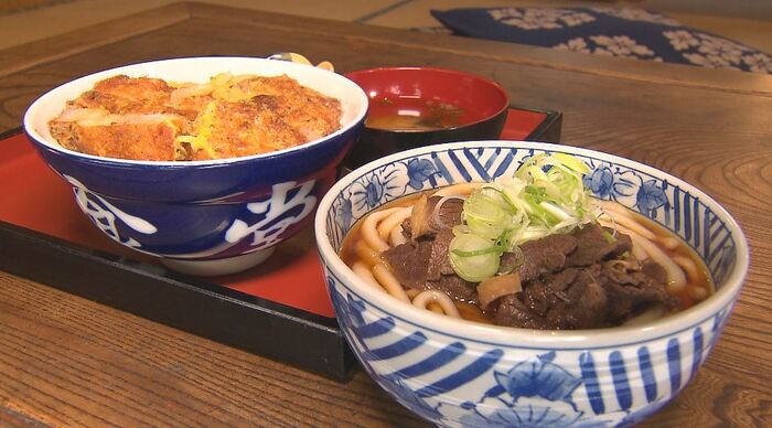 「馬肉うどん」と「かつ丼」