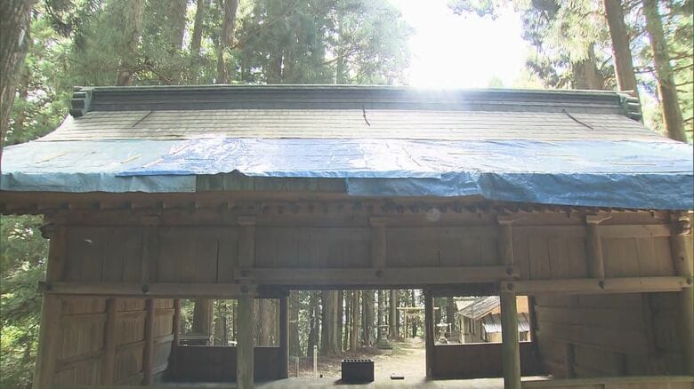 「この罰当たりが!」神社で拝殿の屋根に敷かれた銅板が盗まれる 無人の神社狙う連続窃盗犯の可能性も|FNNプライムオンライン