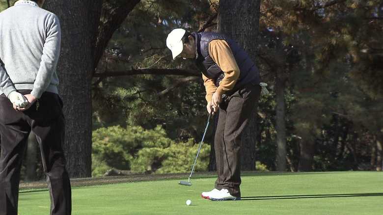 ゴルフを楽しむ安倍首相(12月15日 神奈川・茅ヶ崎市)